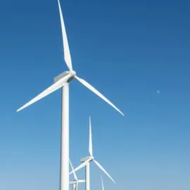 Obce protestují proti větrným elektrárnám. Nelákají je ani kompenzace