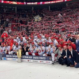 ČTVRTÝ V ŘADĚ! Gratulace Třinci, Oceláři opět ovládli Extraligu!