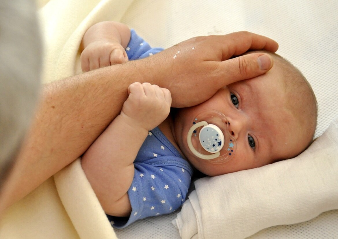 Do ostravského babyboxu odložili roční holčičku, je v pořádku