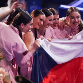 Jsme ve finále Eurovize! Dívčí kapela Vesna postoupila mezi nejlepší!