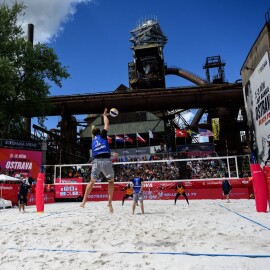 Světové sportovní špičky v Ostravě! Dolní Vítkovice budou hostit J&T Banka Ostrava Beach Pro!