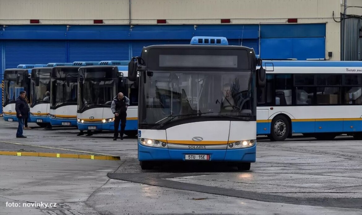 S 1,5 promile v krvi ukradl autobus! Daleko ale nedojel!