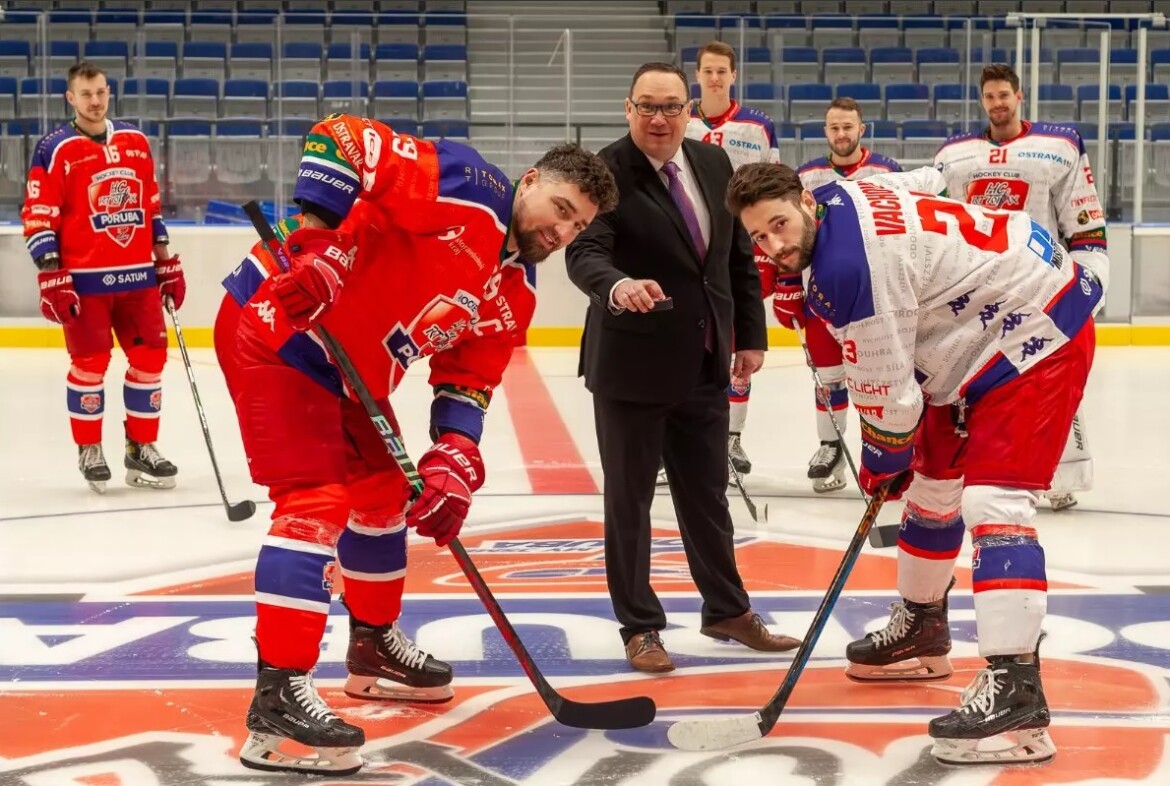 Plocha jako v NHL, nová sedadla! Hokejisté Poruby se vrací domů!