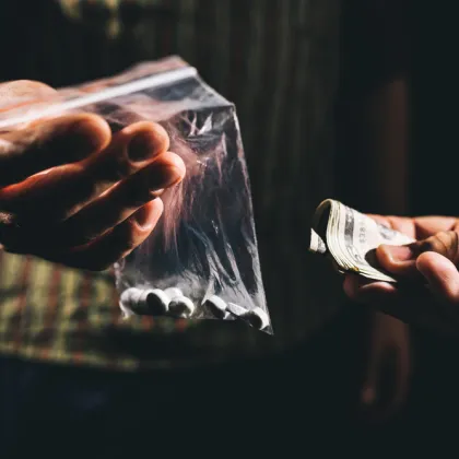 Stav lidí otrávených drogou ve Frýdku se zlepšil, asi nešlo o syntetické opioidy