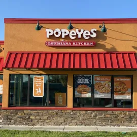 Kuřecí šílenství míří do Ostravy! Legendární Popeyes otevře v Karolině – víme kdy!