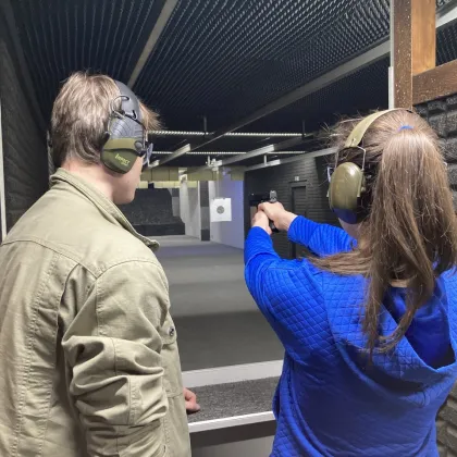 Zájem o zbrojní průkazy skokově roste. Uchazeči chtějí zkoušku stihnout před změnou zákona