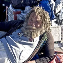 Ostrava opět chystá zimní program pro bezdomovce, posílí se terénní výjezdy