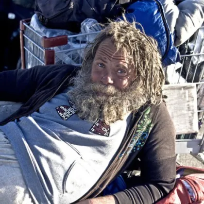 Ostrava opět chystá zimní program pro bezdomovce, posílí se terénní výjezdy