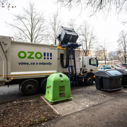 Ostrava testuje chytré kontejnery. Pojmou trojnásobek odpadu a samy se zavřou