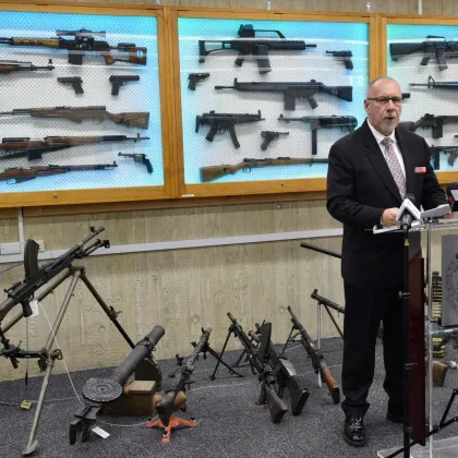 V Moravskoslezském kraji převzala policie při zbraňové amnestii zatím 19 zbraní