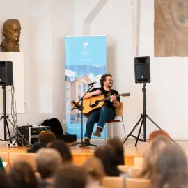 Některé fakulty vysokých škol ruší kvůli AI bakalářské práce, a to včetně Univerzity Palackého